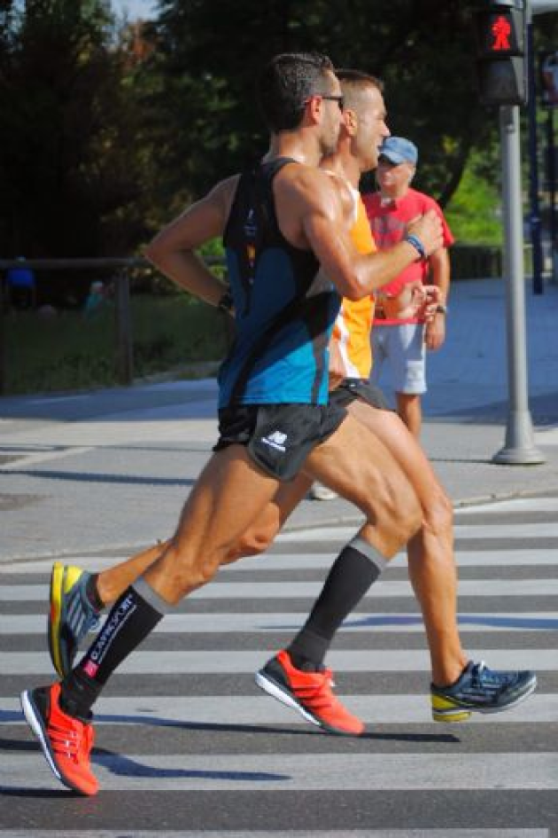 Álvaro Izquierdo, corredor popular, durante la Media Maratón de Valladolid